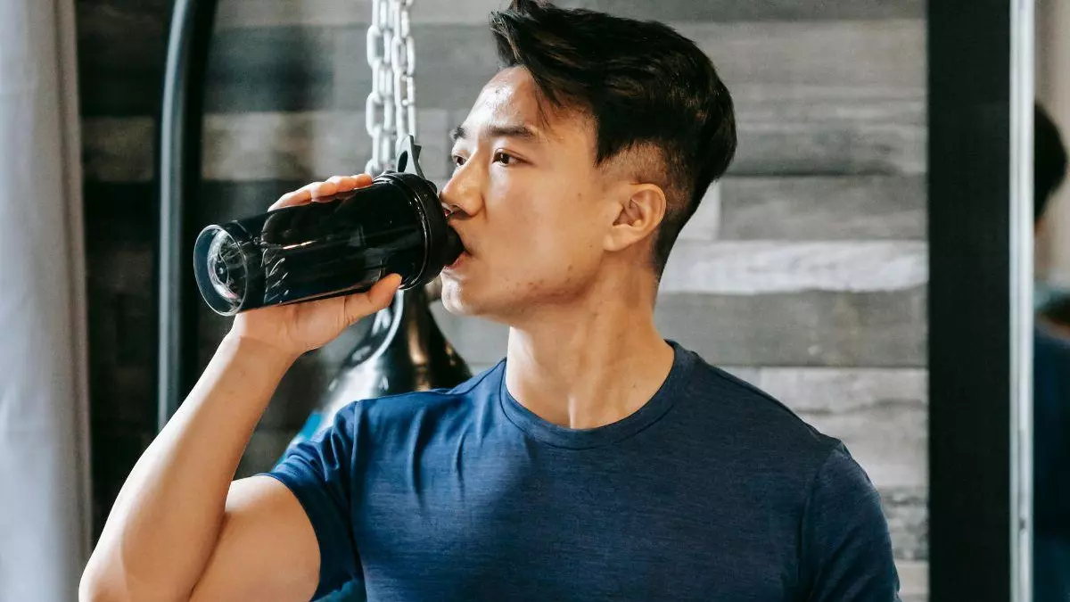 La clave para ganar músculo este verano: añade esta proteína vegetal en tus batidos para el gimnasio