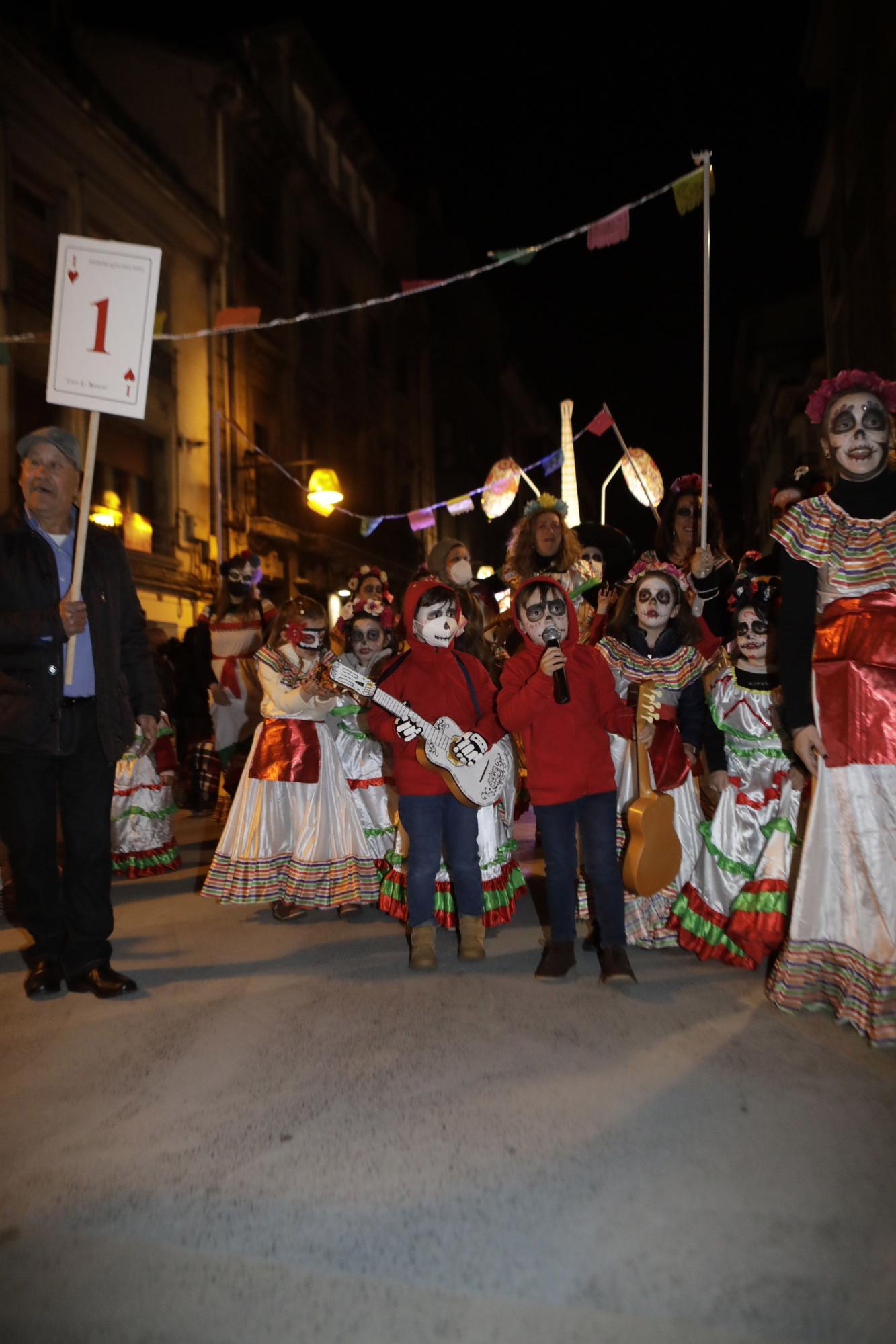 Desfile de Antroxu en Laviana