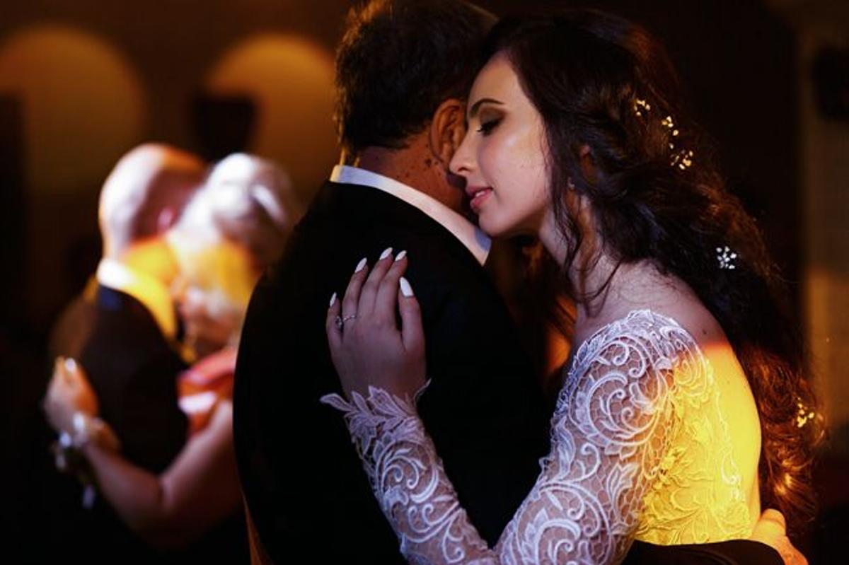 Fotos imprescindibles en tu álbum de boda: El primer baile