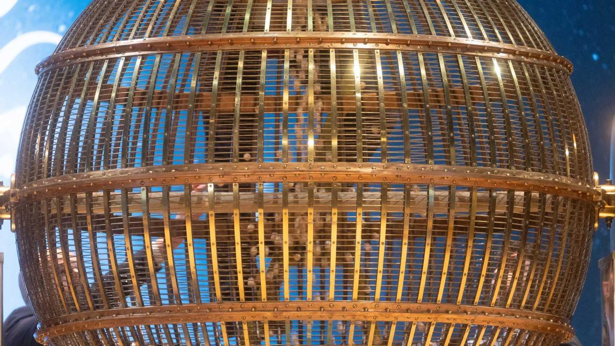 Un dels clàssics 'bombos' del sorteig de la loteria de Nadal, en una imatge d'arxiu.