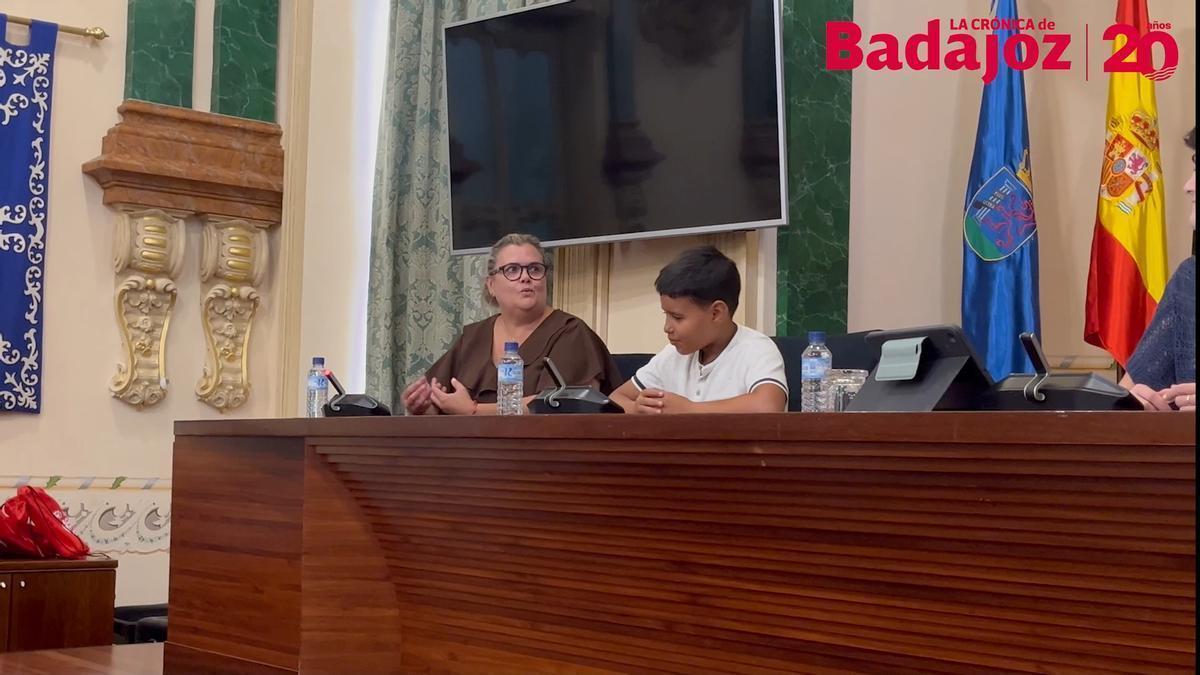 Vídeo | 'Vacaciones en Paz': el programa que une a familias de Badajoz y niños saharauis cada verano