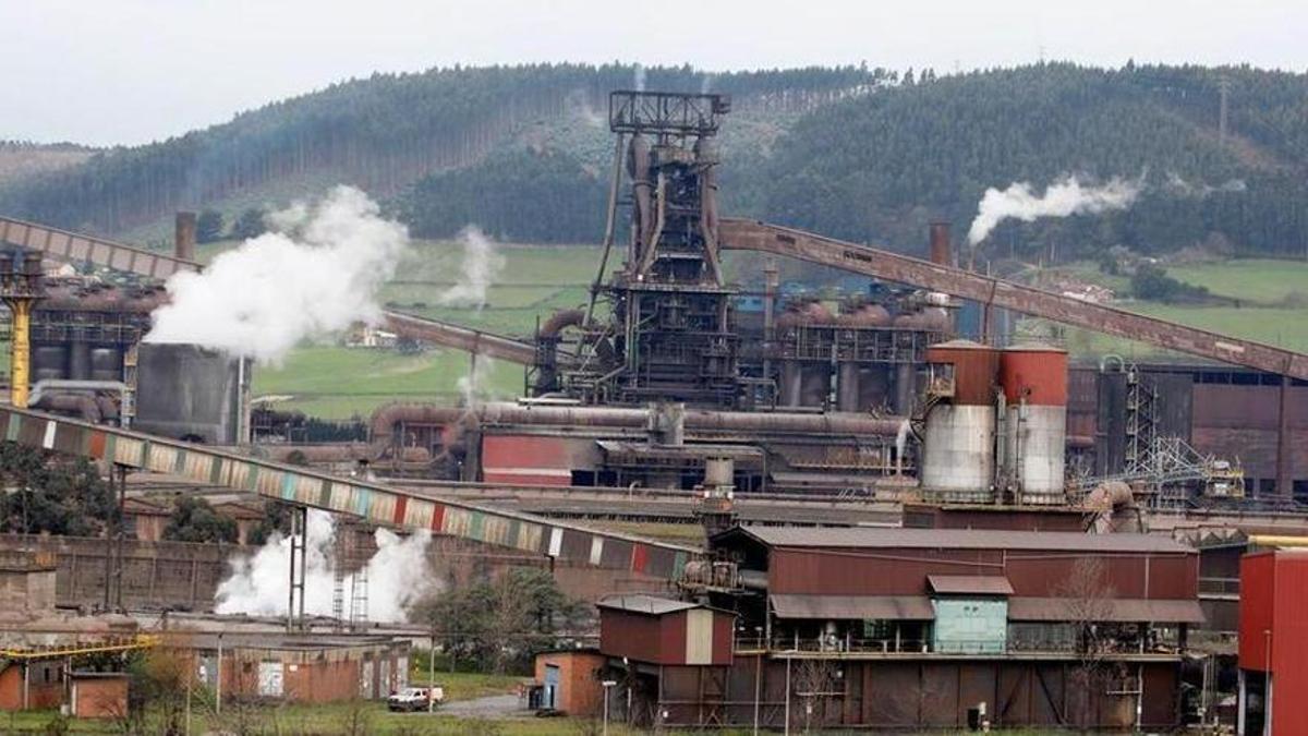 Hornos altos de ArcelorMittal en Gijón.