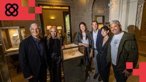 César Vendrell con Helbig, Capdevila, Rossinés, Masllorens y Jubany, en la tienda de Unión Suiza en la Diagonal.