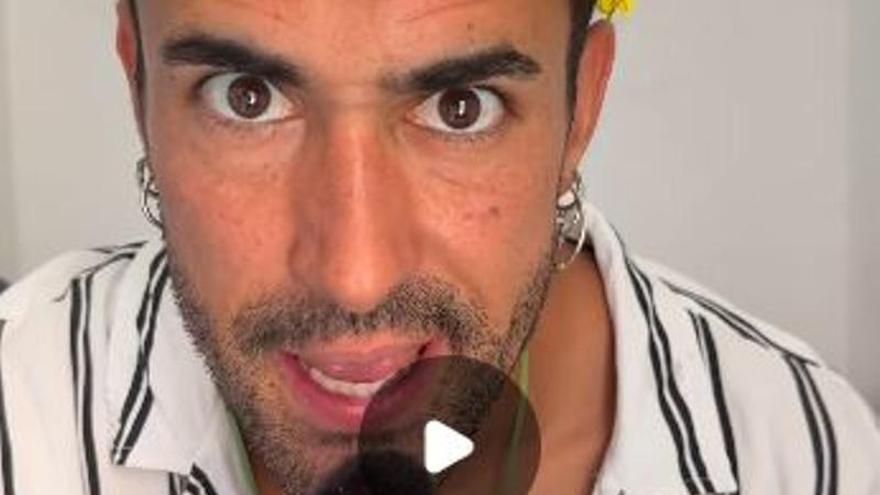 "La gente no viene a Ibiza a encontrarse. Viene a no sentir durante una semana”: el 'influencer' Víctor Óscar ironiza con las paradojas de la isla