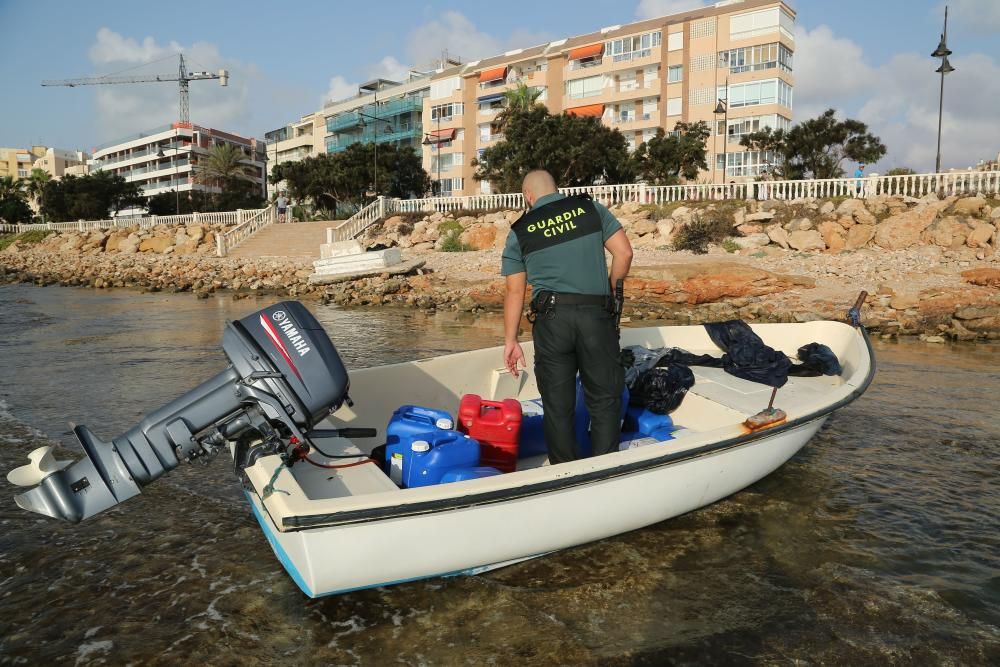 La patera que ha llegado a Torrevieja