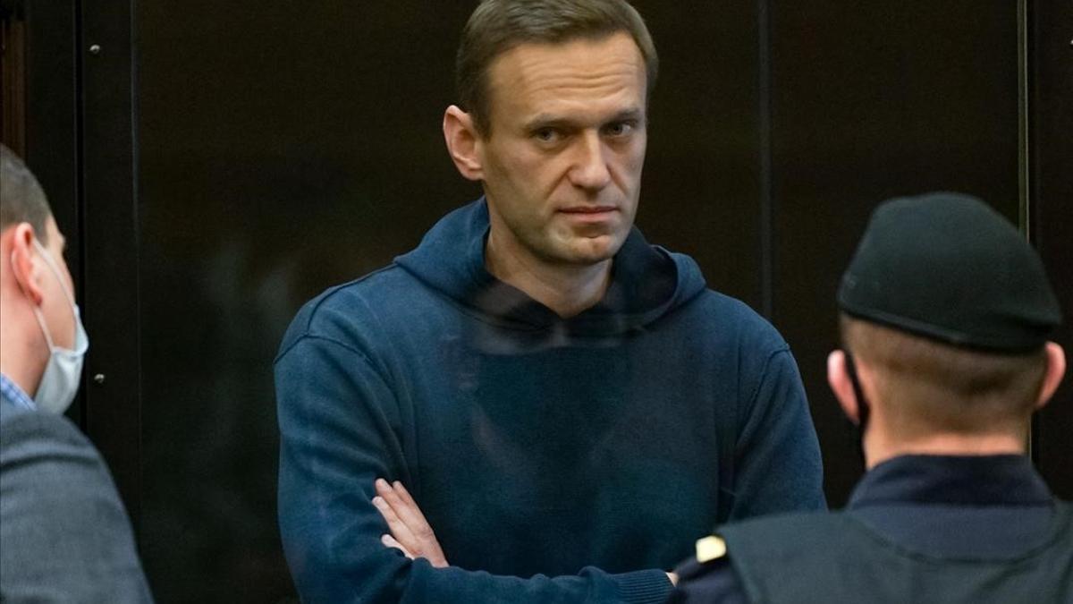 Navalni llega a su juicio en Moscú