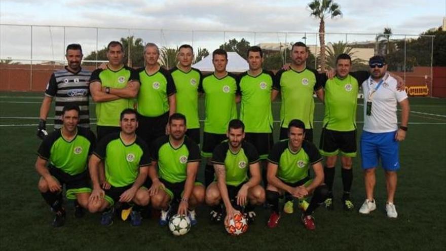 Los policías cacereños, terceros en un torneo internacional de fútbol 7