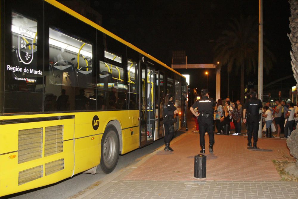 Disparan con perdigones a un autobús de Murcia