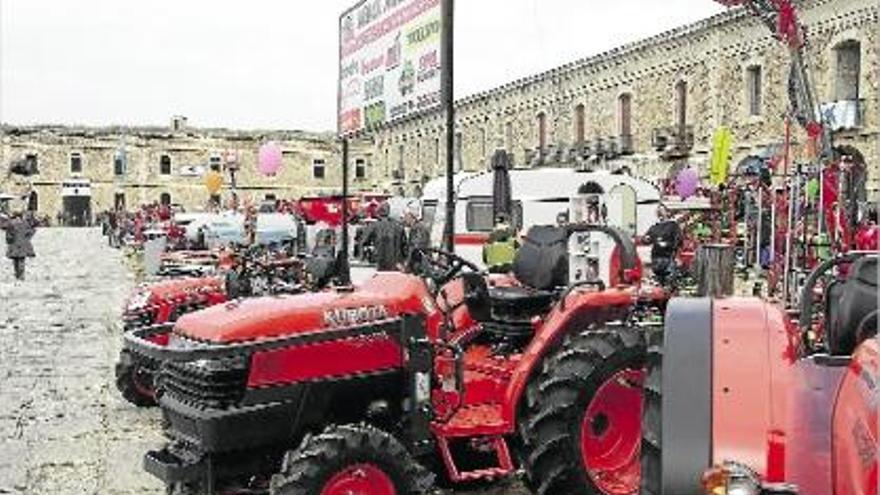 La mostra agrícola es podrà visitar al Castell de Sant Ferran fins aquest diumenge.