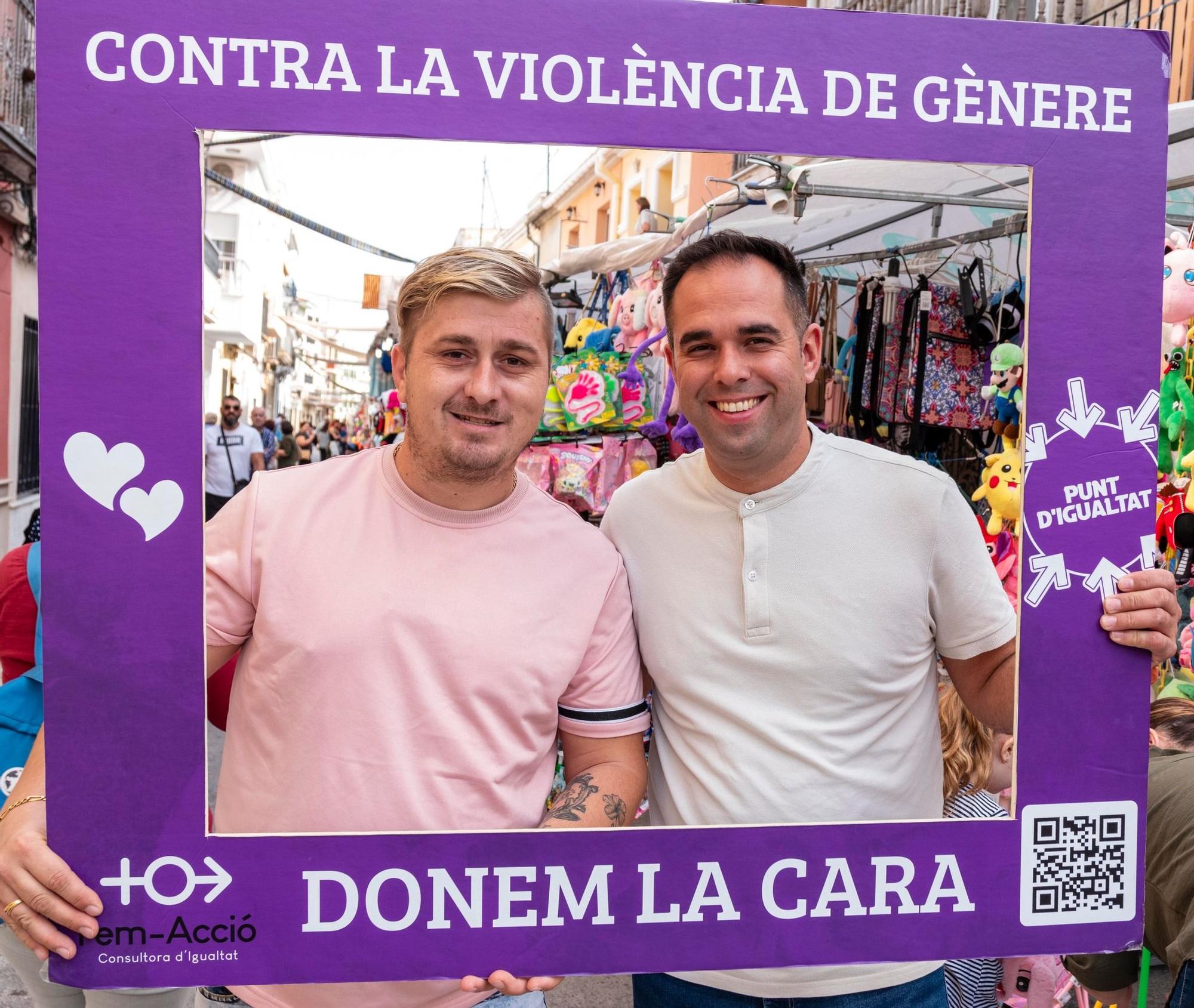 El 'Porrat de la Tardor' ompli els carrers del Real de Gandia