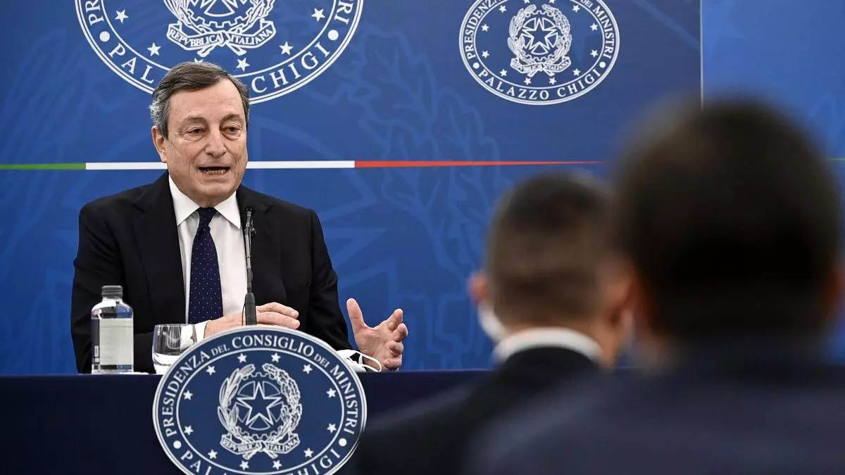 El primer ministro italiano Mario Draghi se vacunará con AstraZeneca