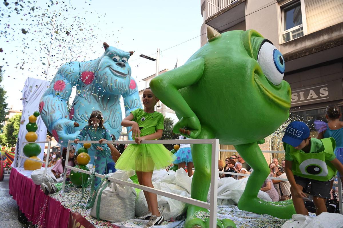 El desfile de la Batalla de las Flores de Pontevedra, en imágenes El desfile de la Batalla de las Flores de Pontevedra, en imágenes