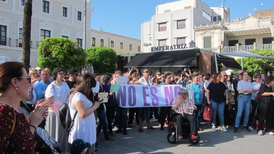 Concentraciones en Extremadura contra la sentencia de &#039;La Manada&#039;