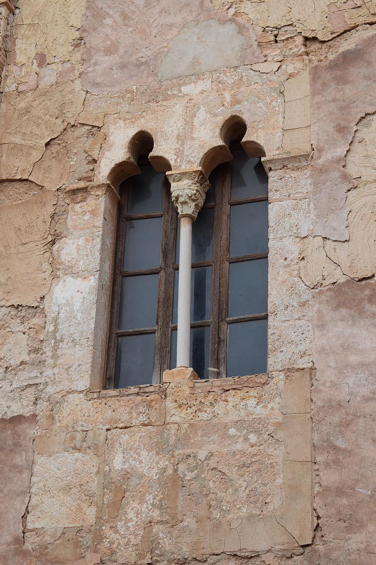 Ventana del Castillo de Benissanó.