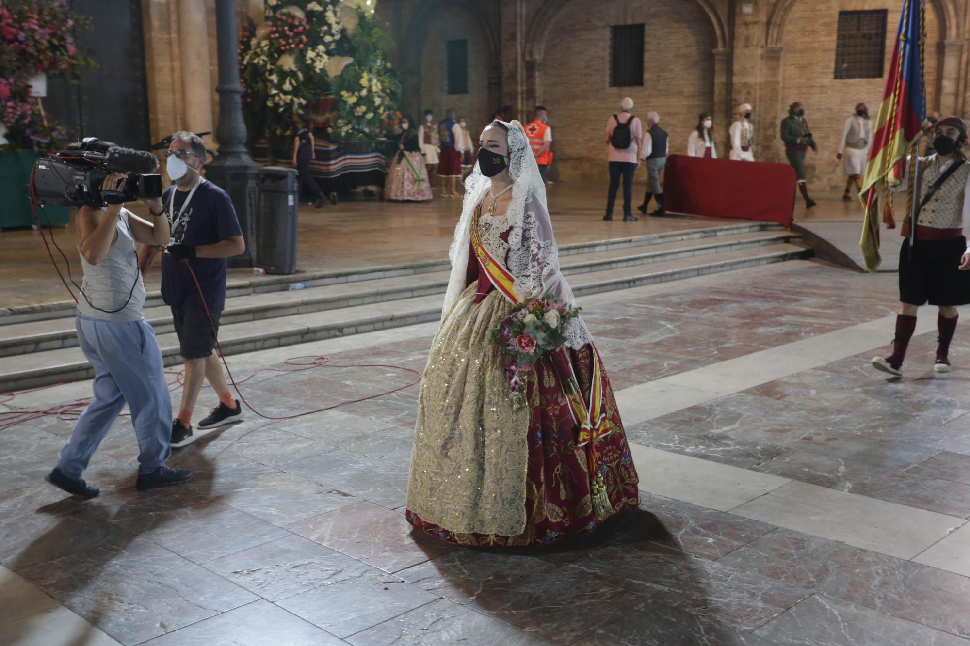 Búscate en el segundo día de Ofrenda por la calle de Caballeros (entre las 21.00 y las 22.00 horas)