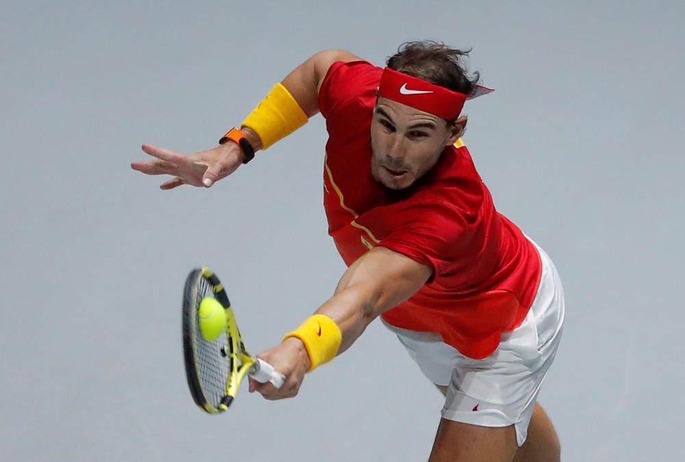 Un Nadal invencible deixa la sisena Davis a Espanya