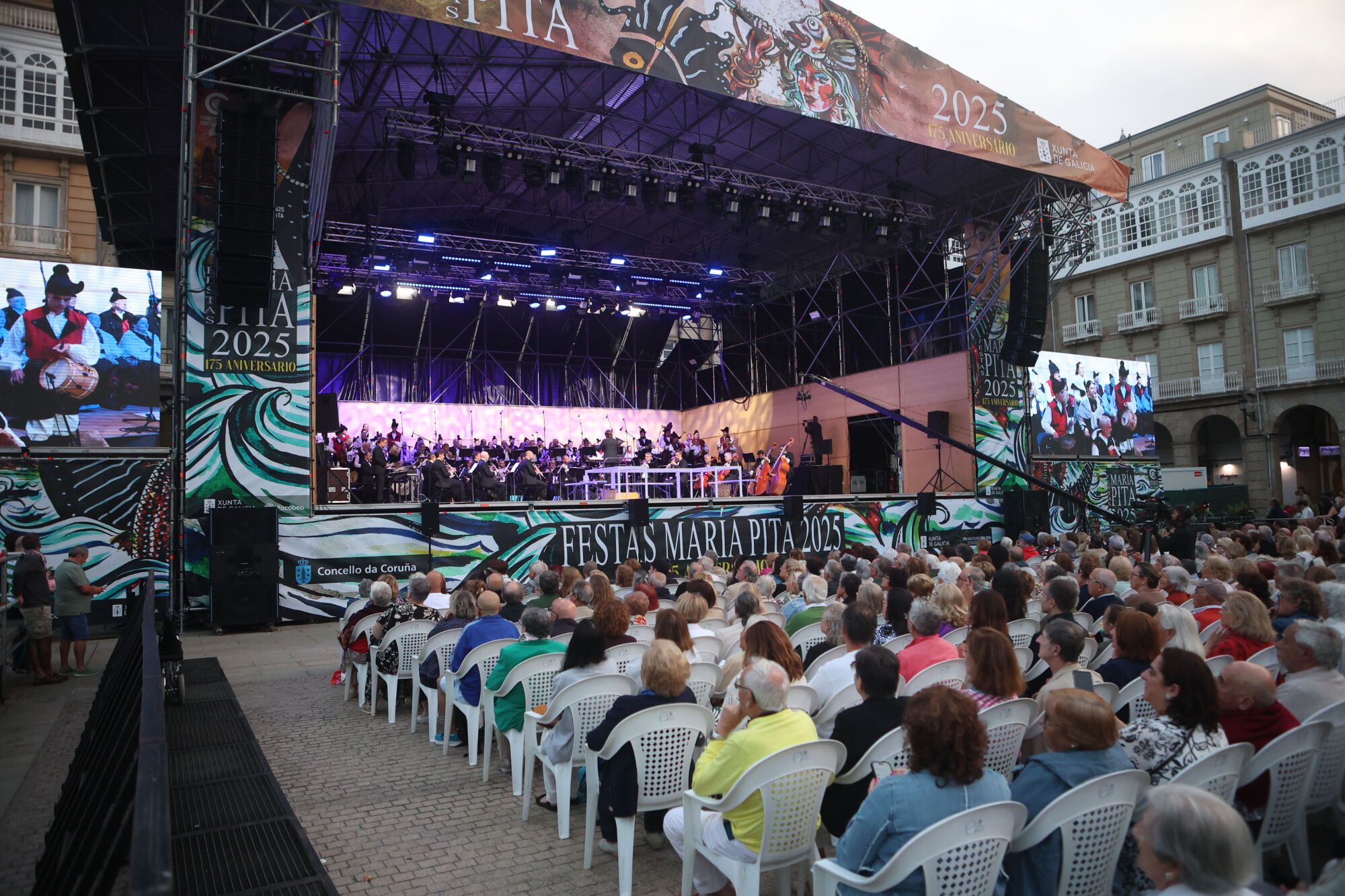 Concierto de la Banda Municipal de Música de A Coruña en las fiestas de María Pita de 2025.