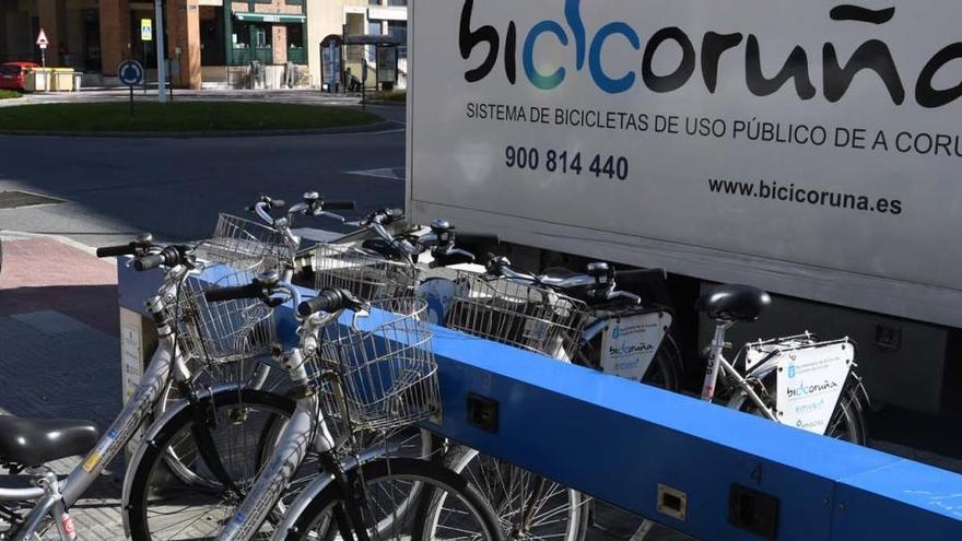 El Concello reabre mañana el servicio de Bicicoruña y obliga a llevar guantes