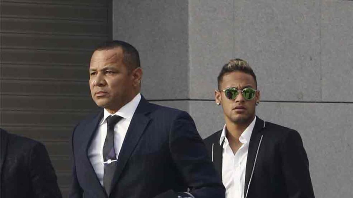Neymar y su padre declararon en la Audiencia Nacional