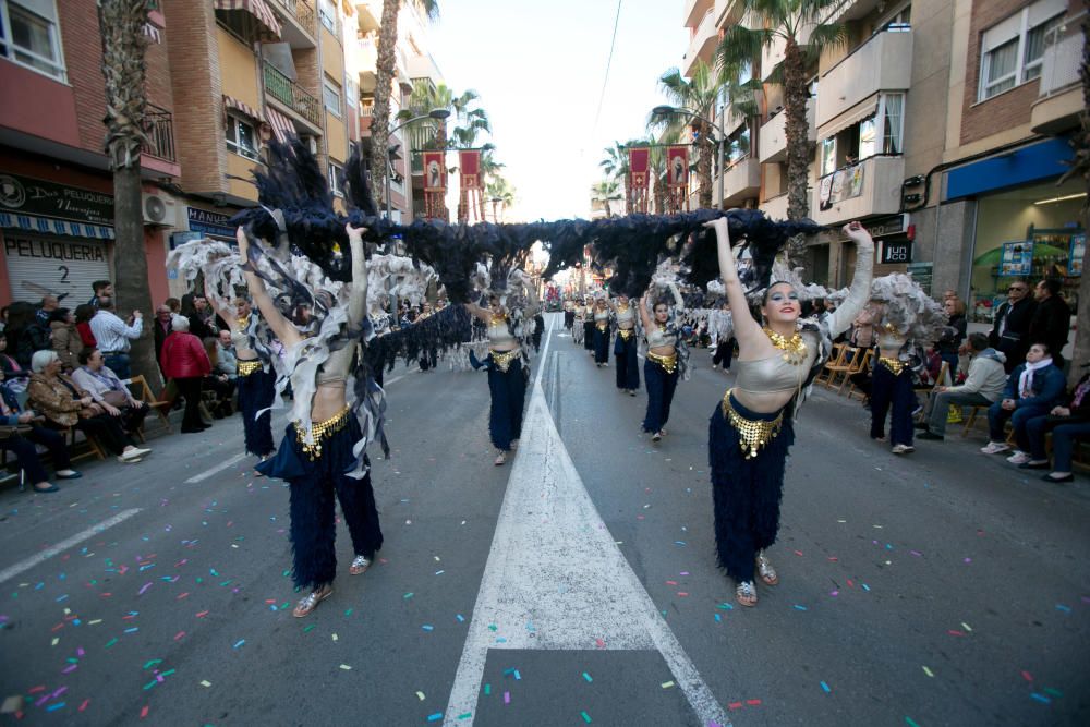 San Vicente celebra su entrada cristiana en las fiestas de Moros y Cristianos 2019