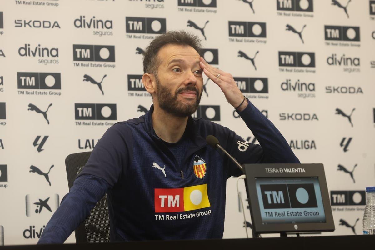 Corberán en sala de prensa