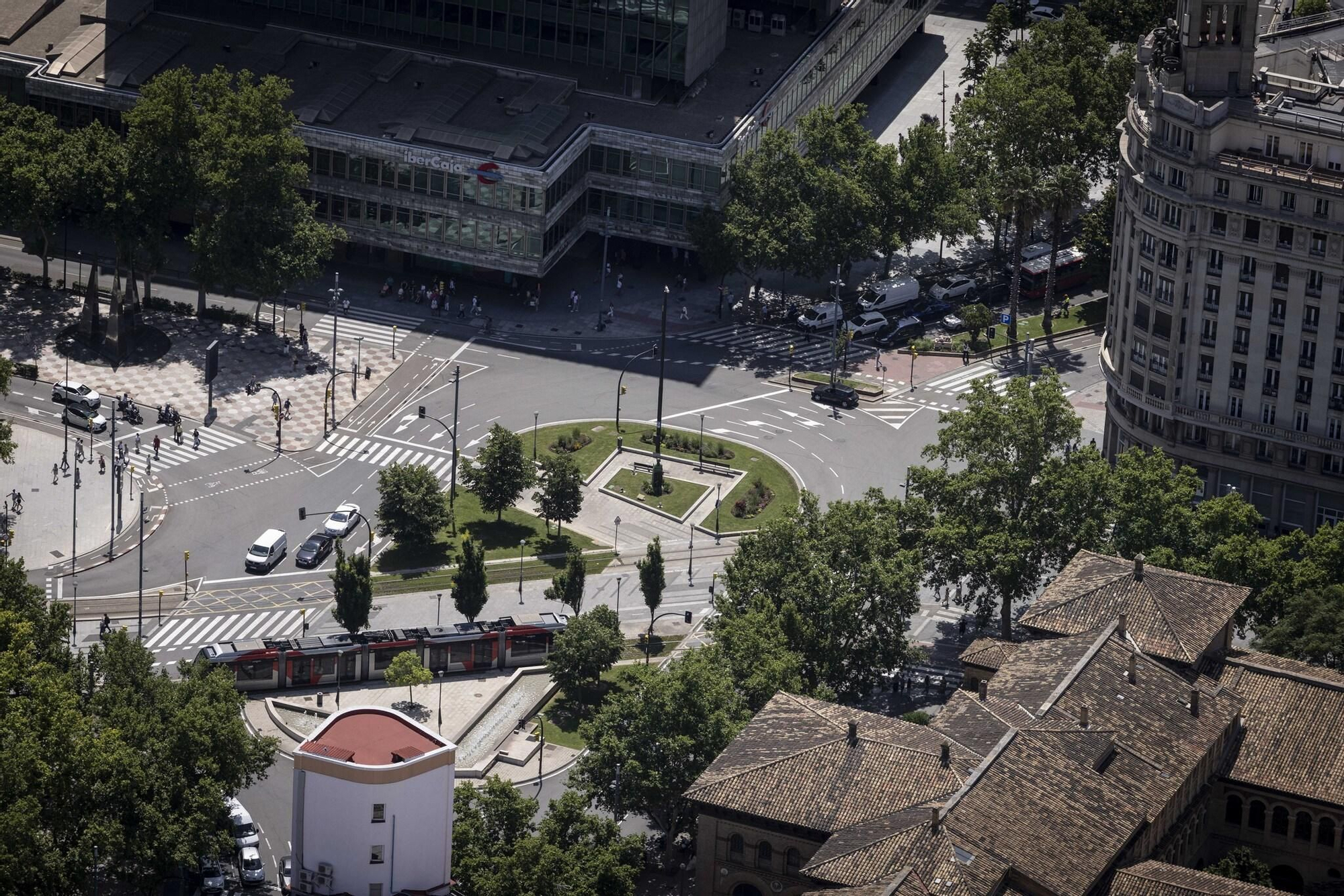 Así se ve Zaragoza desde el helicóptero de la Unidad Aérea de la Policía
