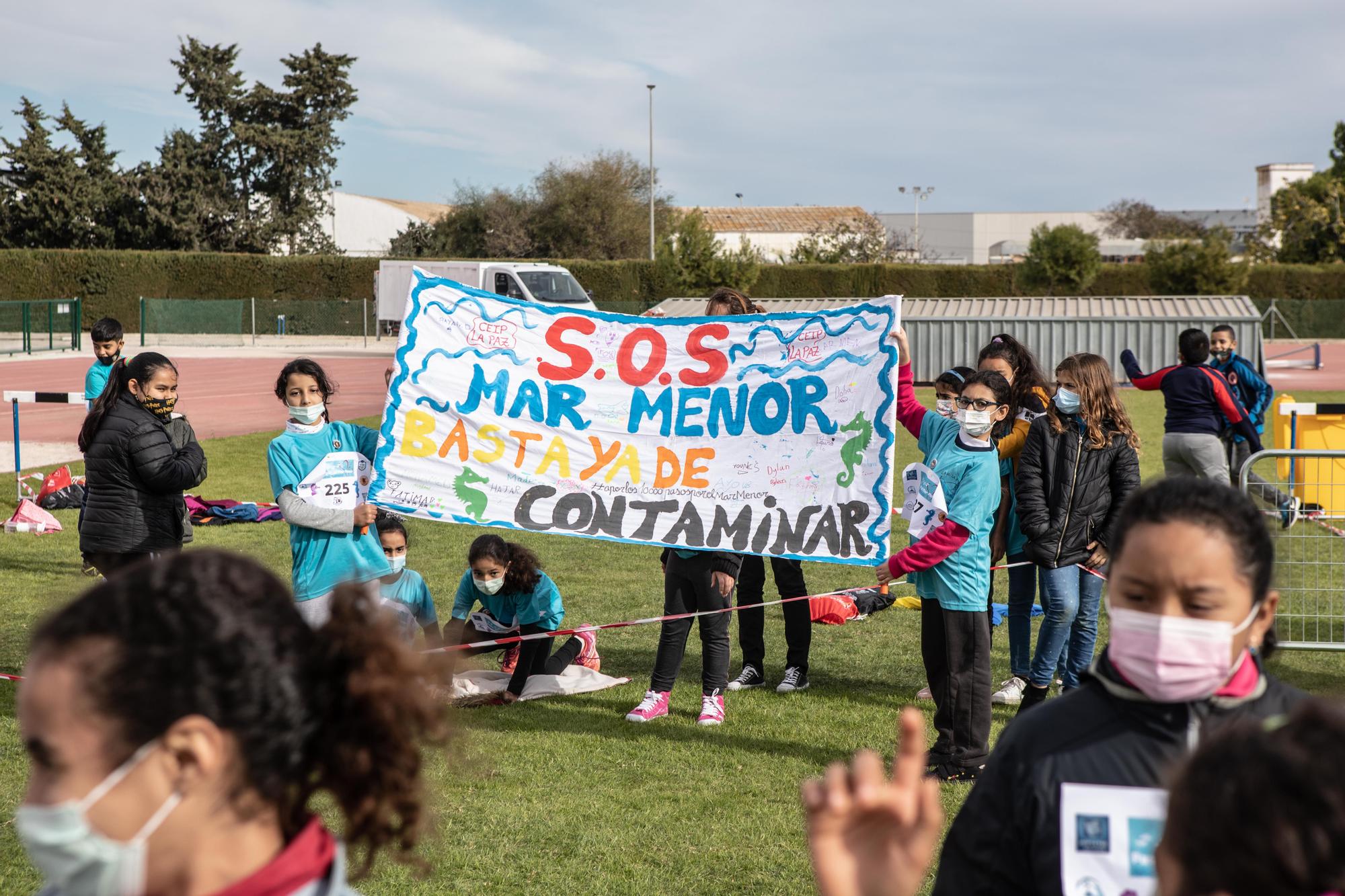 Colegios de San Javier lanzan un SOS por el Mar Menor