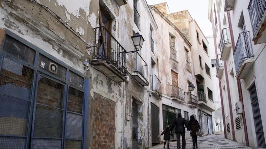 Varios detenidos por la Guardia Civil en una operación antidroga en el Casco Antiguo y Valdebótoa