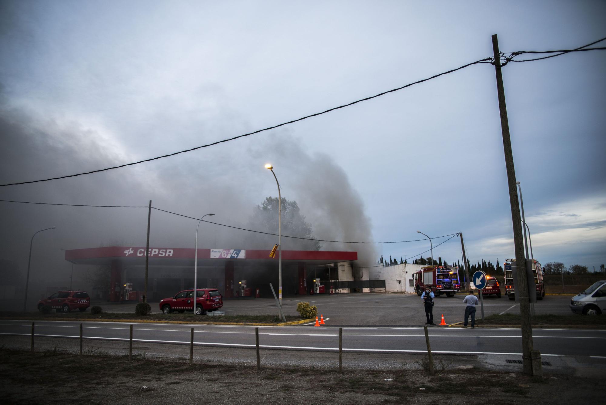 Incendi en una nau de Cànnabis medicinal a Verges