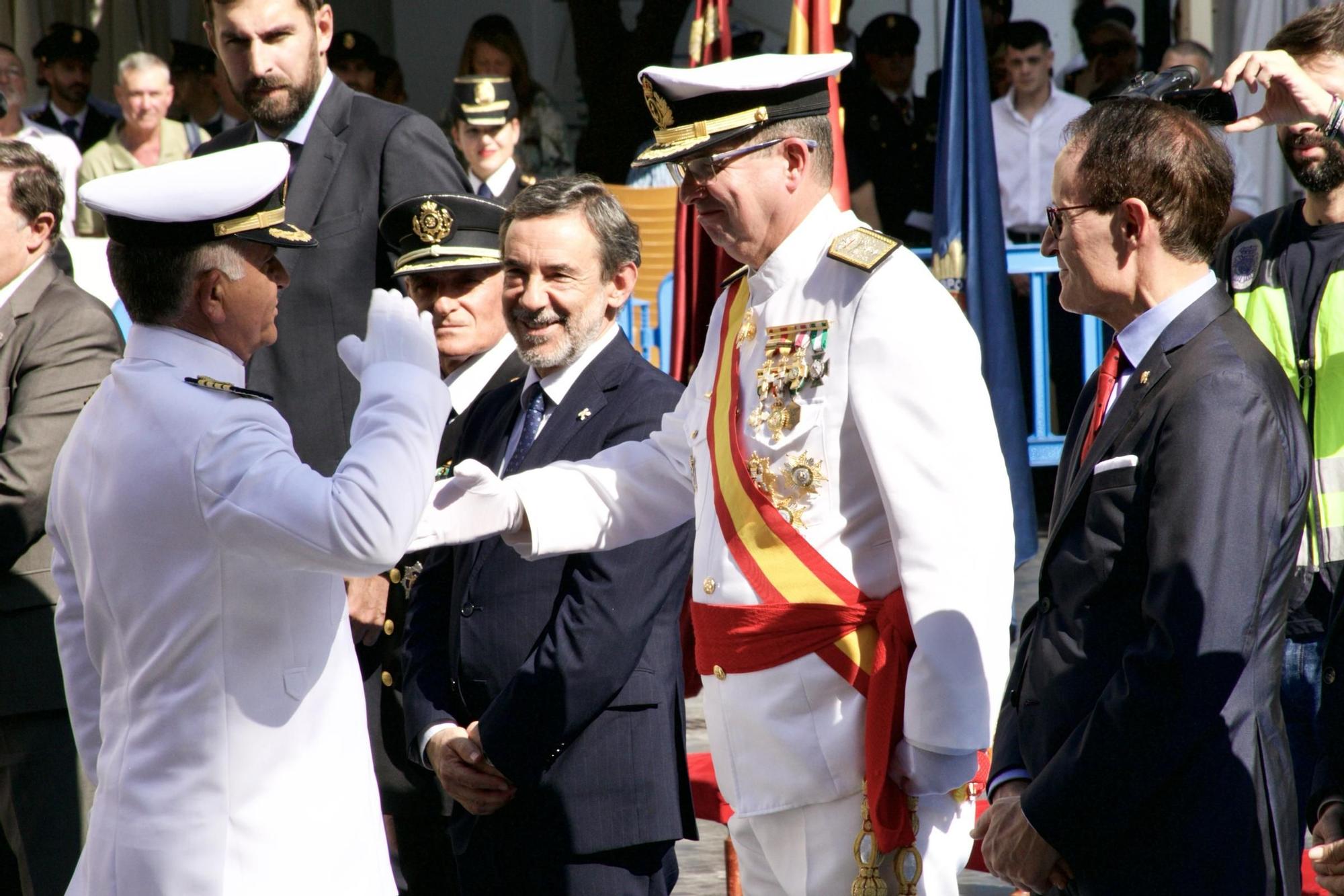 Las imágenes del acto de la Policía Nacional en Murcia por la Fiesta Nacional