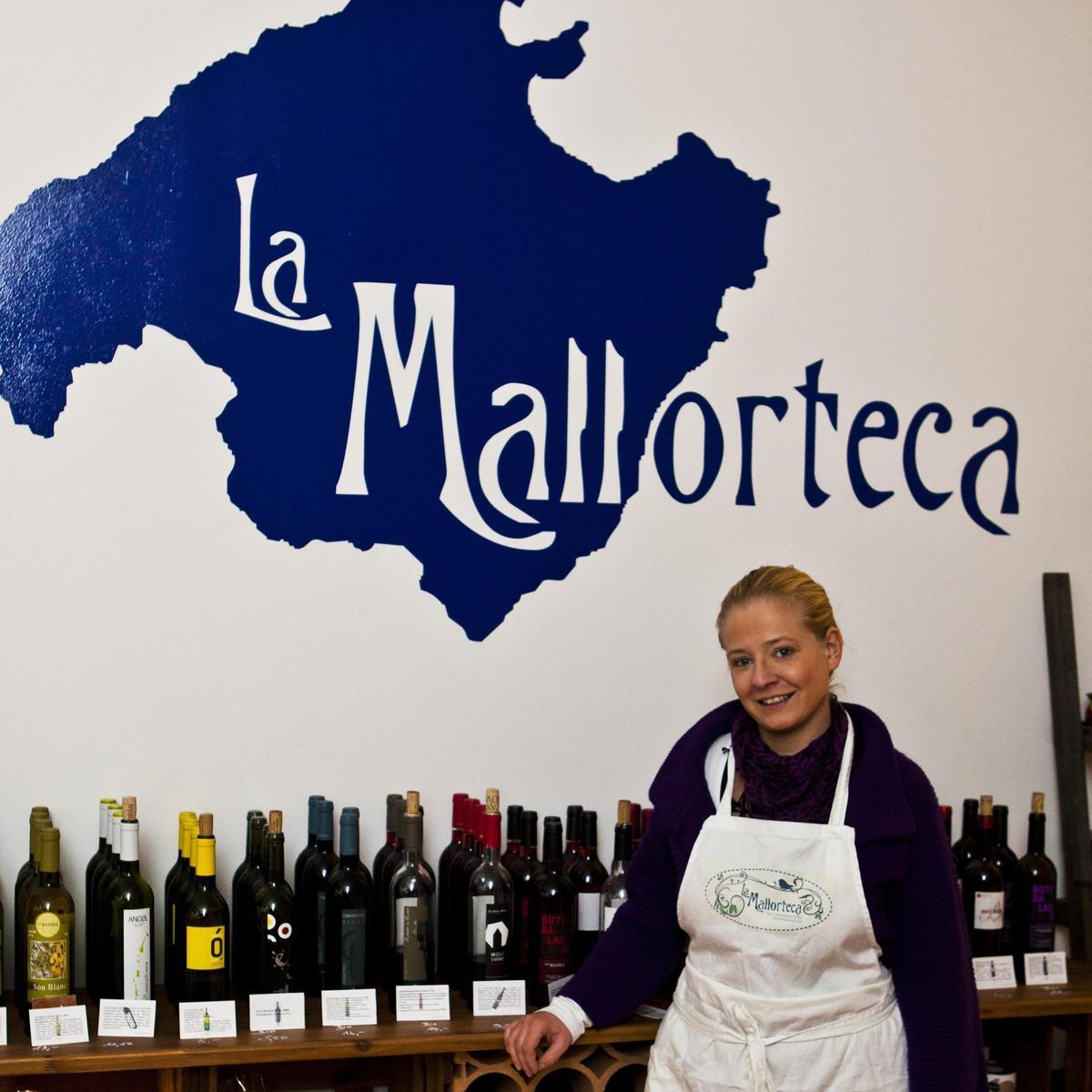 Franziska Hohmann in ihrem ehemaligen Feinkostladen "La Mallorteca" in Berlin.