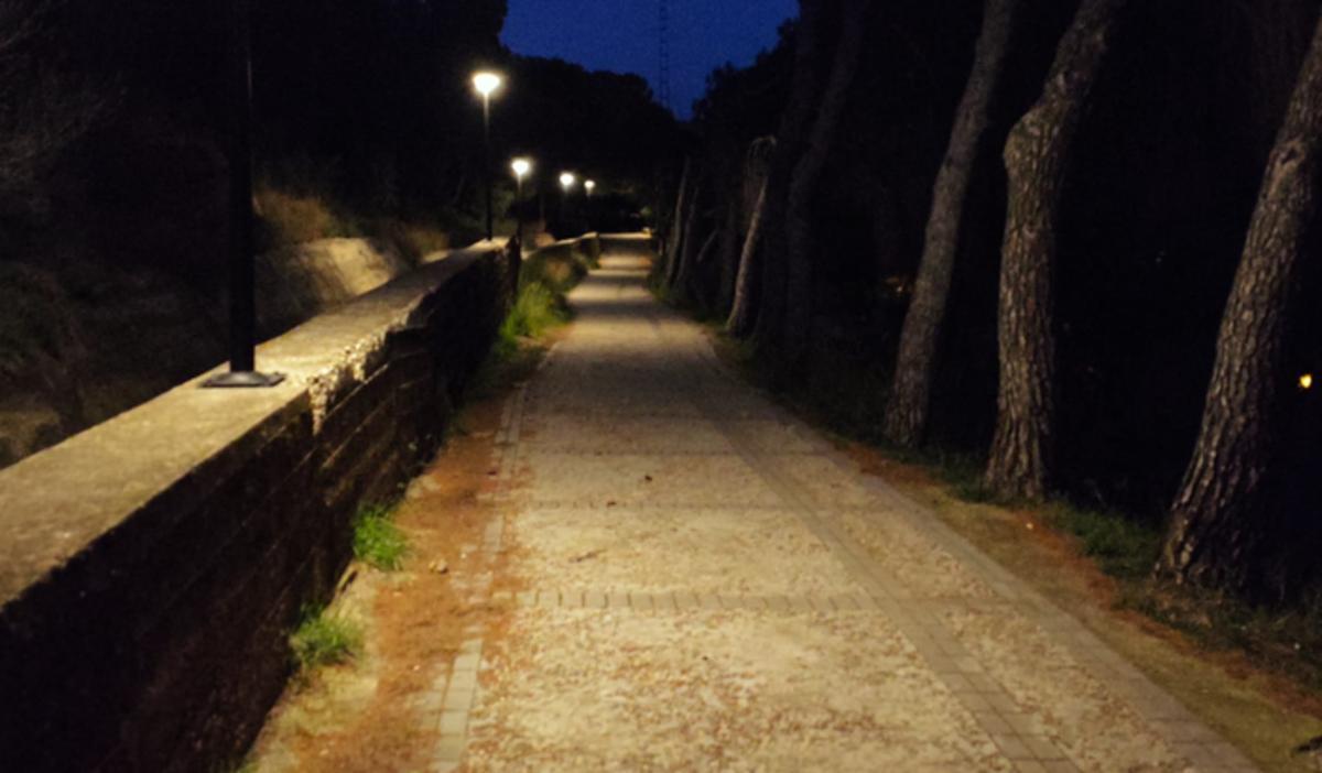 El camino iluminado en Tavernes de la Valldigna