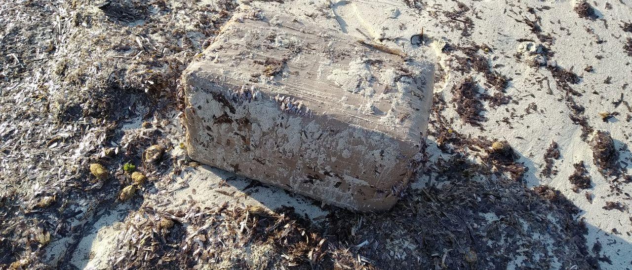 El fardo hallado en la costa de es Ca Marí de Formentera.