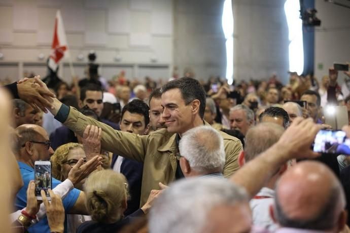 Pedro Sánchez, en el mitin del PSOE Canarias en el Gran Canaria Arenas