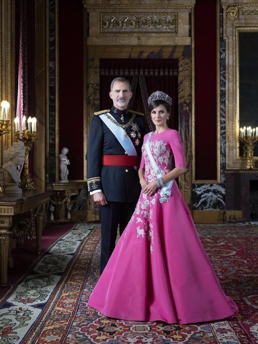 Los Reyes y sus hijas estrenan sus nuevos retratos oficiales