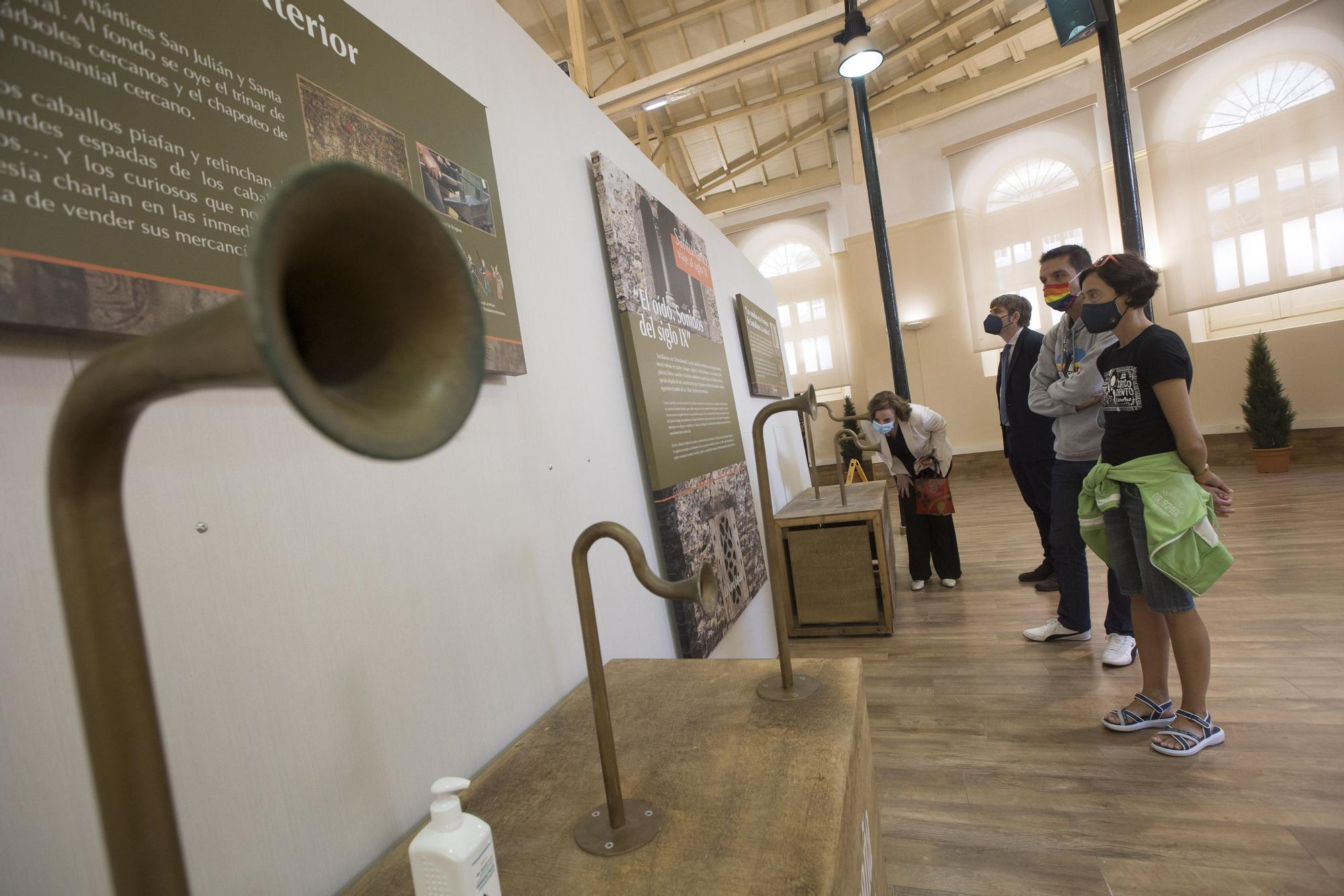 Trascorrales abre una ventana al pasado: inauguración de la muestra "Santullano, viaje al siglo IX"