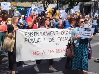 Protesta de la EOI en València