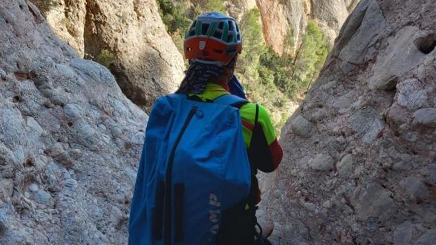 Així ha estat el rescat d&#039;un escalador a Montserrat després de caure d&#039;1,5 metres