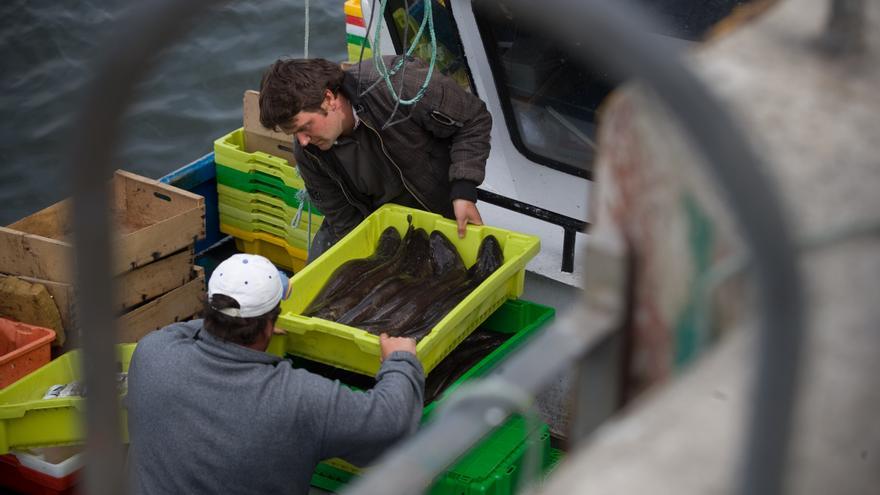 Los pescadores, sobre el veto al arte de pincho: &quot;No hay técnica más ecológica&quot;