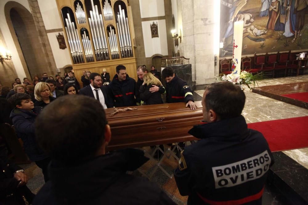 Funeral por Eloy Palacio, bombero fallecido en Oviedo