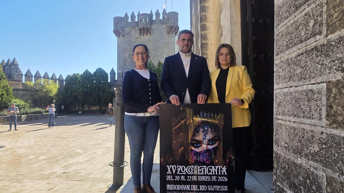 El 15º Zoco de la Encantá devuelve a Almodóvar del Río la leyenda de Zaida a los pies del castillo.