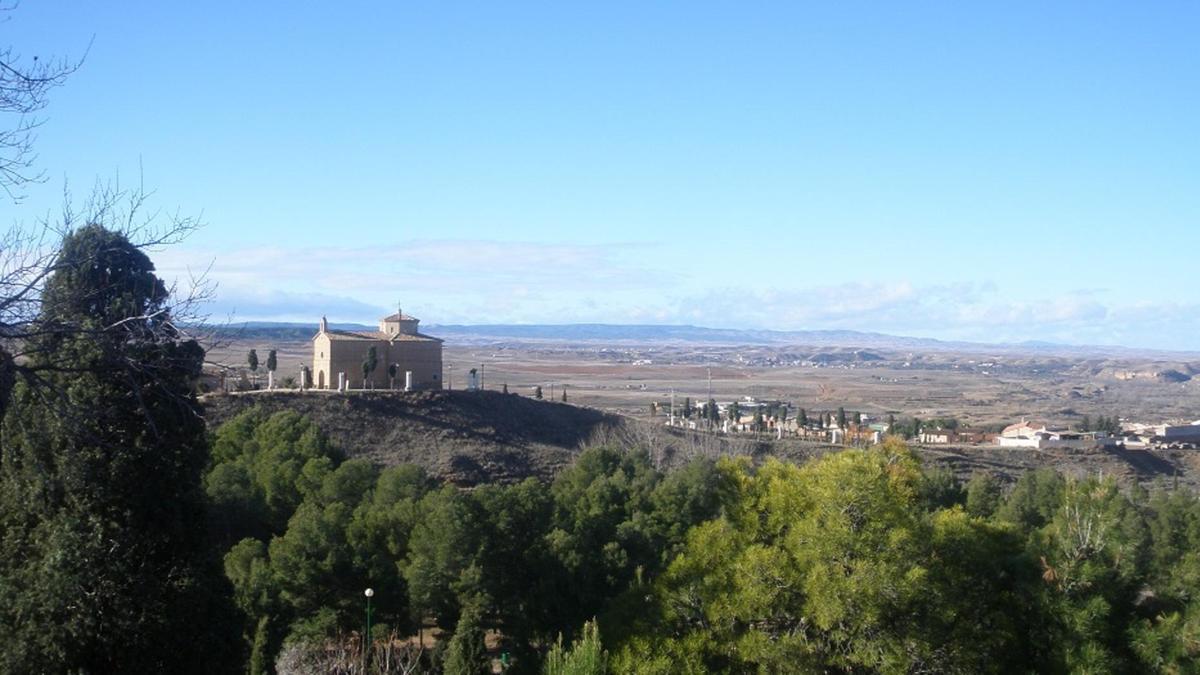 Vista panorámica de la ermita de Samper de Calanda