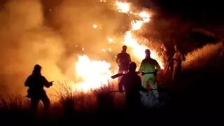 Los ojos de la sierra: vigilantes apasionados contra las llamas