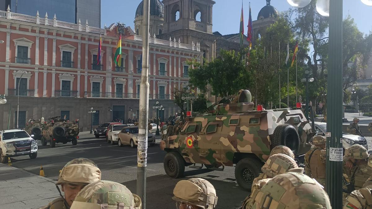 El presidente de Bolivia denuncia &quot;movilizaciones irregulares&quot; de militares en La Paz