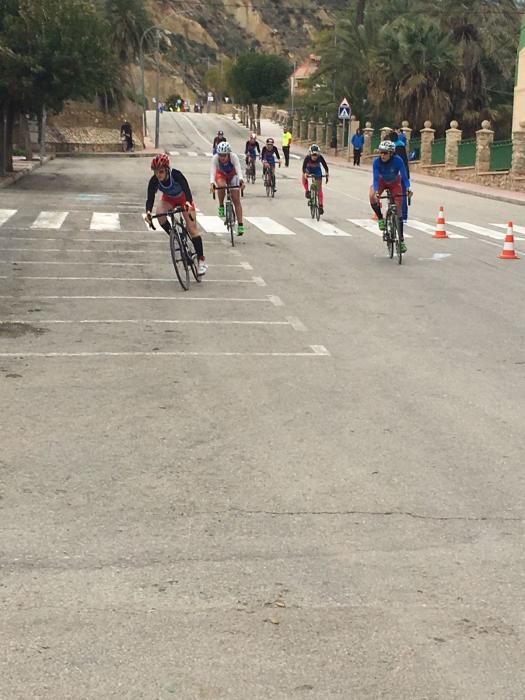 El duatlón por equipos abre la temporada de triatlón en la Región