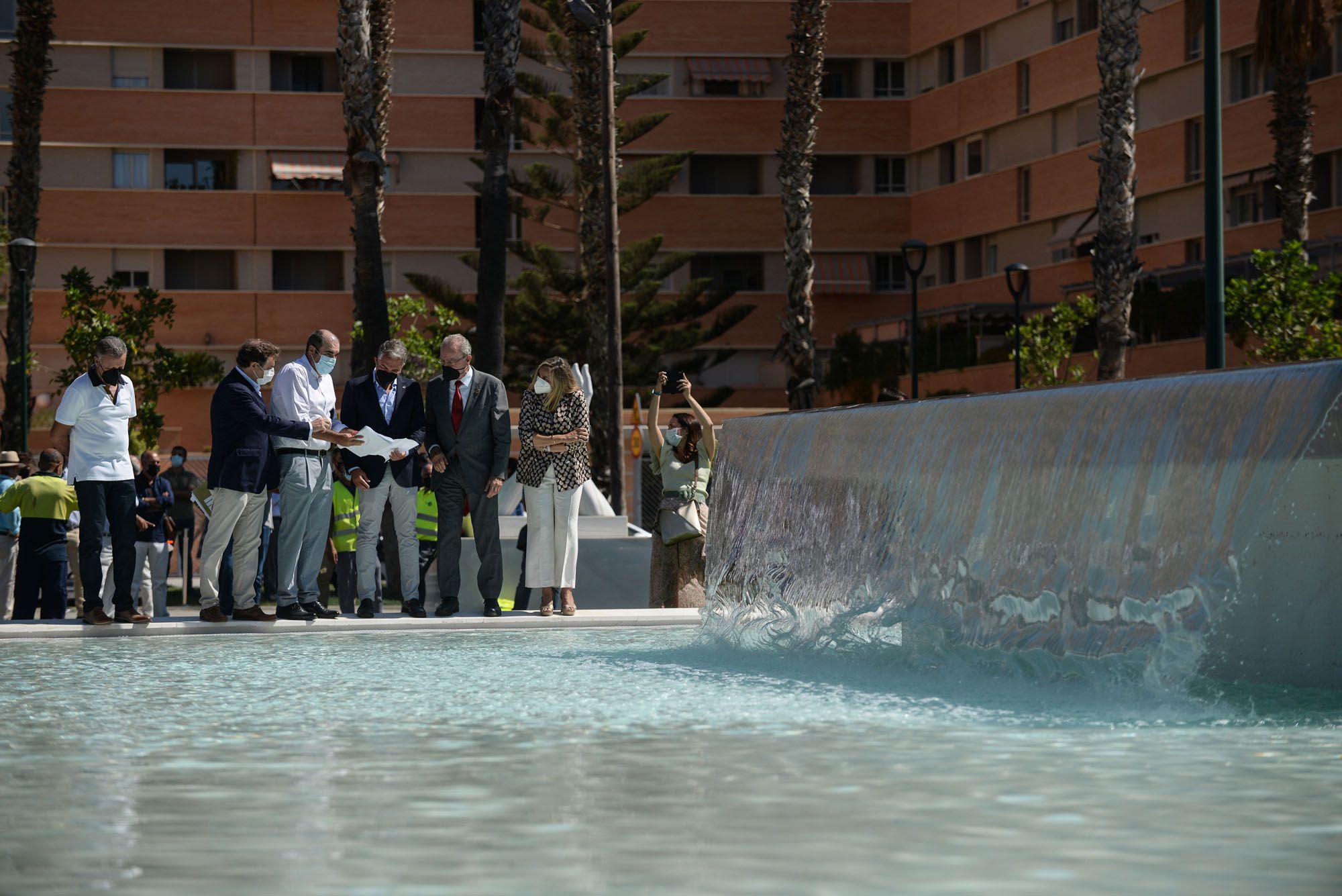 Inauguración de la nueva fuente de la plaza de la Solidaridad