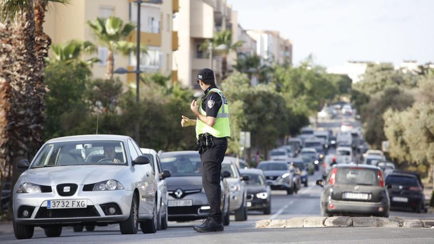 La financiación más cara y la caída del poder adquisitivo enfrían la matriculación de vehículos en Ibiza