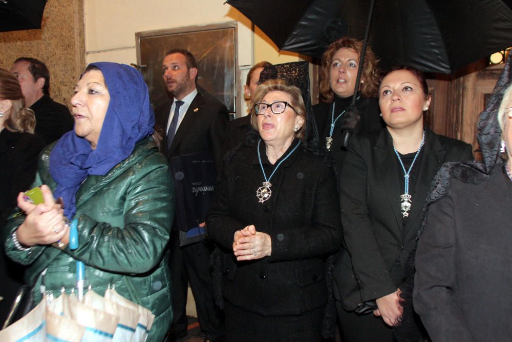 La lluvia obliga a suspender la procesión de la Piedad