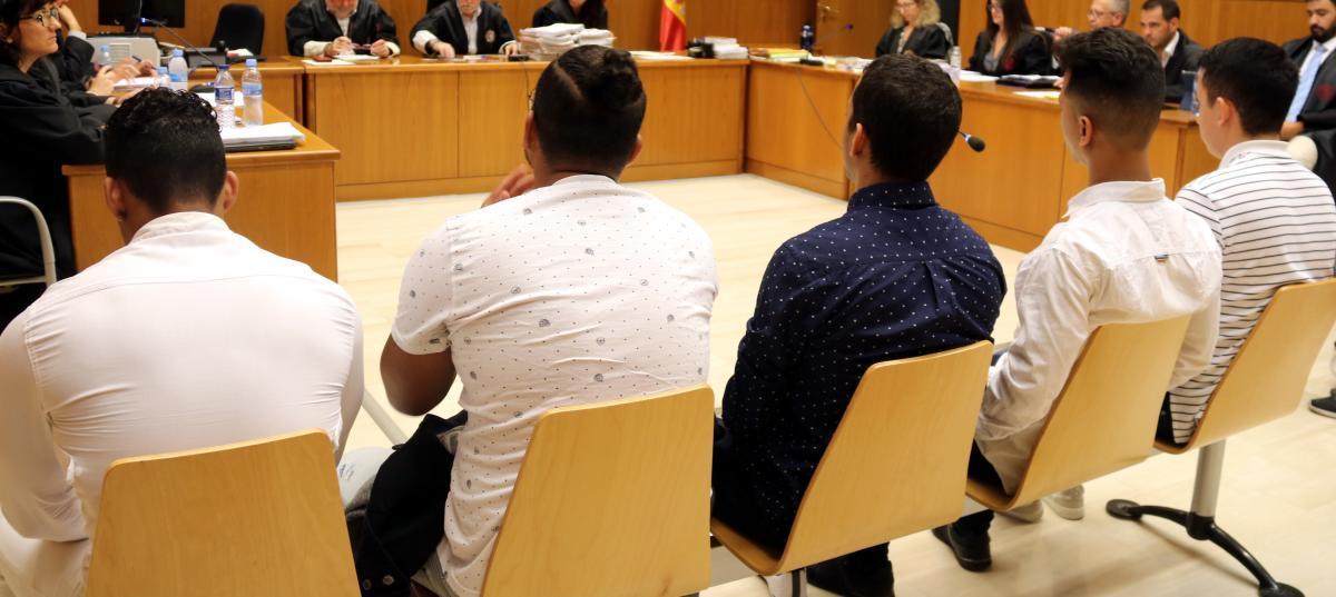 Els acusats en l'inici del judici el juny del 2019