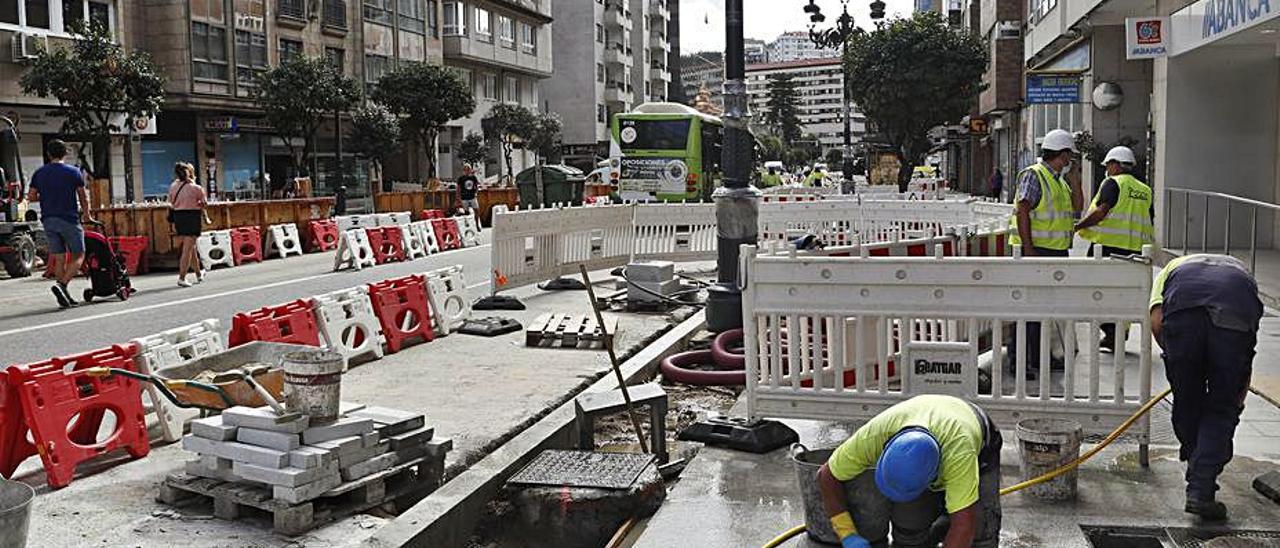 Estado de las obras de reforma en García Barbón.